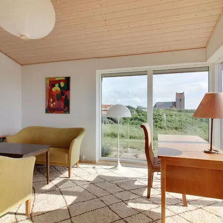 Amalia - 500m From The Sea By Interhome